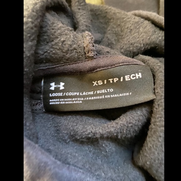 NWOT UNDER ARMOUR HOODIE - Picture 7 of 7